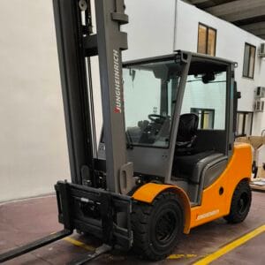 Carrello Elevatore Diesel usato JUNGHEINRICH DFG 430s nr int 084