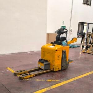 Transpallet Elettrico usato JUNGHEINRICH EME 225