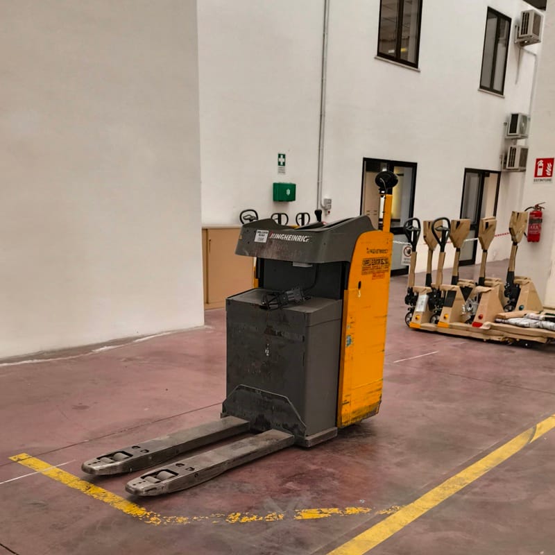 Transpallet Elettrico usato JUNGHEINRICH ESE 120