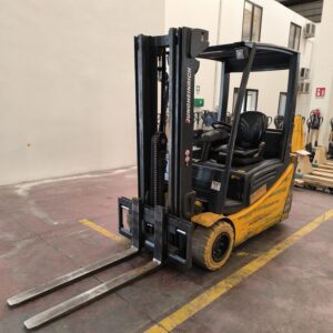 Carrello Elevatore Elettrico usato JUNGHEINRICH EFG 220 nr int 273