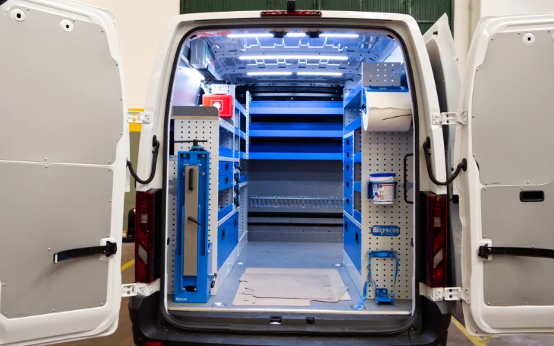 officina mobile per assitenza carrelli